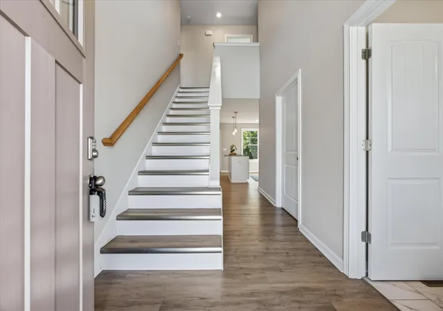 Photo 4 of Single family home for sale at 1070 Winesap Rd, Clarksville, TN 37040 | MLS# 3615443 | Listing updated on 2026-10-14