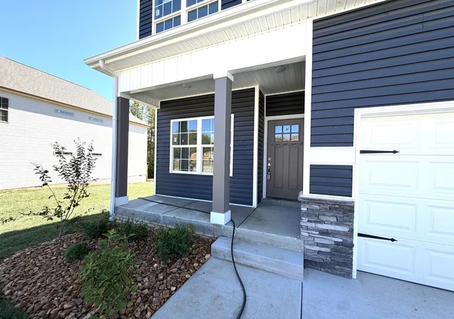 Photo 3 of Single family home for sale at 3496 Rabbit Run Trl, Clarksville, TN 37043 | MLS# 3615168 | Listing updated on 2026-10-08