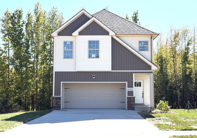 Photo 1 of Single family home for sale at 3500 Rabbit Run Trl, Clarksville, TN 37043 | MLS# 3615209 | Listing updated on 2026-10-08