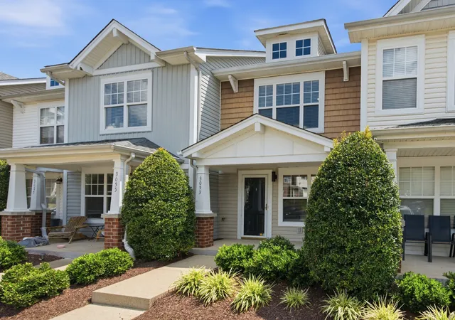 Photo 2 of Townhouse for sale at 3053 Harpeth Springs Dr, Nashville, TN 37221 | MLS# 3612167 | Listing updated on 2026-10-06