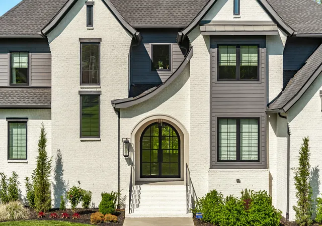 Photo 3 of Single family home for sale at 1305 Twin Springs Dr, Brentwood, TN 37027 | MLS# 3612523 | Listing updated on 2026-10-08