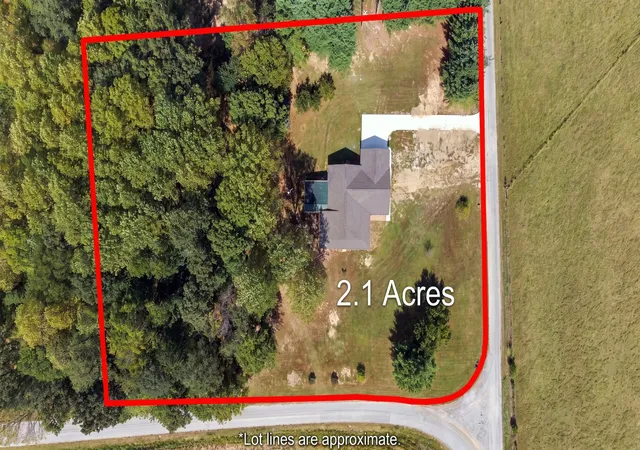 Photo 2 of Single family home for sale at 35 Tom Johnson Rd, Morrison, TN 37357 | MLS# 3611712 | Listing updated on 2026-10-05