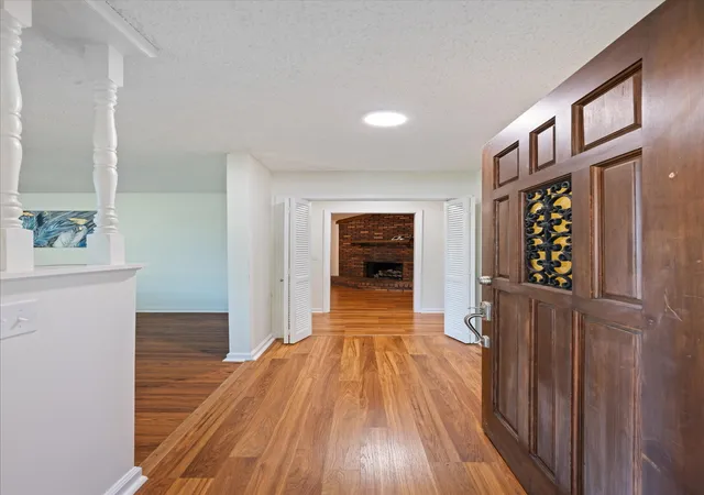 Photo 4 of Single family home for sale at 110 Sam Davis Dr, Springfield, TN 37172 | MLS# 3611835 | Listing updated on 2026-10-08