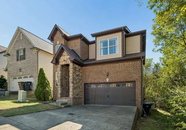 Photo 2 of Single family home for sale at 5925 Woodlands Ave, Nashville, TN 37211 | MLS# 3612436 | Listing updated on 2026-10-09
