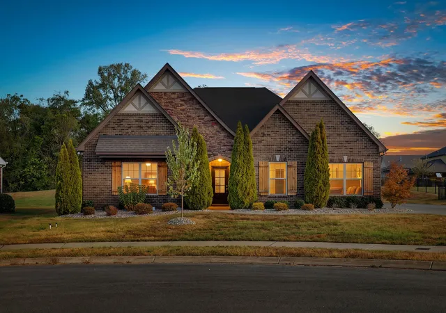 Single family home for sale at 206 Brixham Ct, Gallatin, TN 37066 | MLS# 3615063