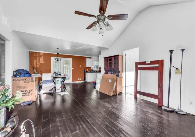 Photo 4 of Single family home for sale at 282 Moncrest Dr, Clarksville, TN 37042 | MLS# 3615156 | Listing updated on 2026-10-08
