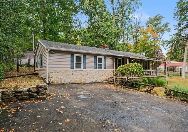 Photo 3 of Single family home for sale at 313 Davis Cor Rd, Mount Juliet, TN 37122 | MLS# 3612420 | Listing updated on 2026-10-06