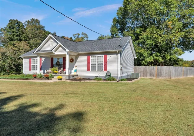 Photo 3 of Single family home for sale at 2620 Black Rd, Prospect, TN 38477 | MLS# 3611738 | Listing updated on 2026-10-07