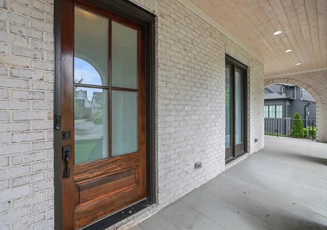 Photo 4 of Single family home for sale at 4427 Lealand Ln, Nashville, TN 37204 | MLS# 3615460 | Listing updated on 2026-10-09
