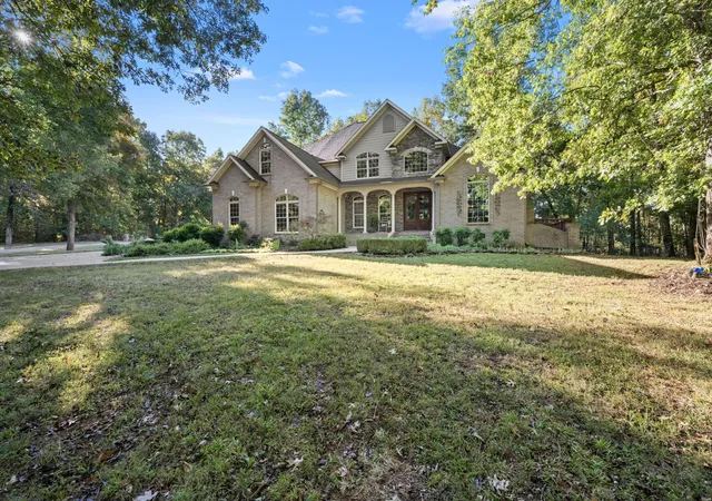 Photo 3 of Single family home for sale at 2399 Thompson Rd, Murfreesboro, TN 37128 | MLS# 3615390 | Listing updated on 2026-10-29