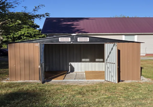 Photo 4 of Single family home for sale at 147 Means Ave, Hopkinsville, KY 42240 | MLS# 3611783 | Listing updated on 2026-10-05