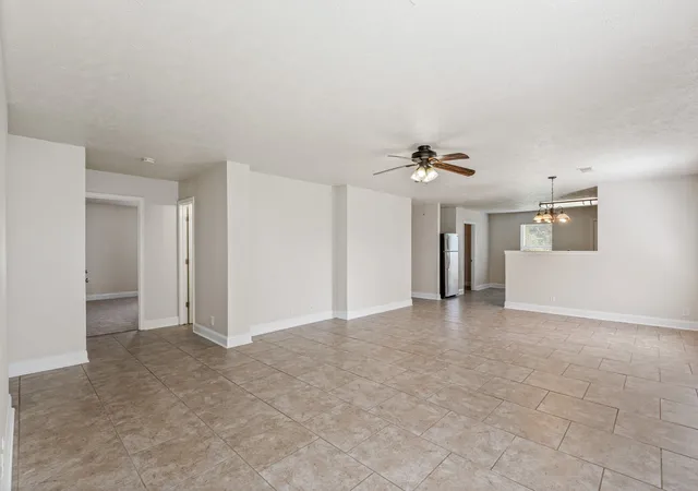 Photo 4 of Single family home for sale at 2698 New Port Royal Rd, Thompsons Station, TN 37179 | MLS# 3612417 | Listing updated on 2026-10-28