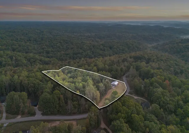 Photo 3 of Land for sale at 0 Moore Rd, Franklin, TN 37064 | MLS# 3622550 | Listing updated on 2026-10-22