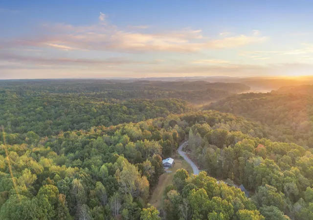 Photo 4 of Land for sale at 0 Moore Rd, Franklin, TN 37064 | MLS# 3622550 | Listing updated on 2026-10-22