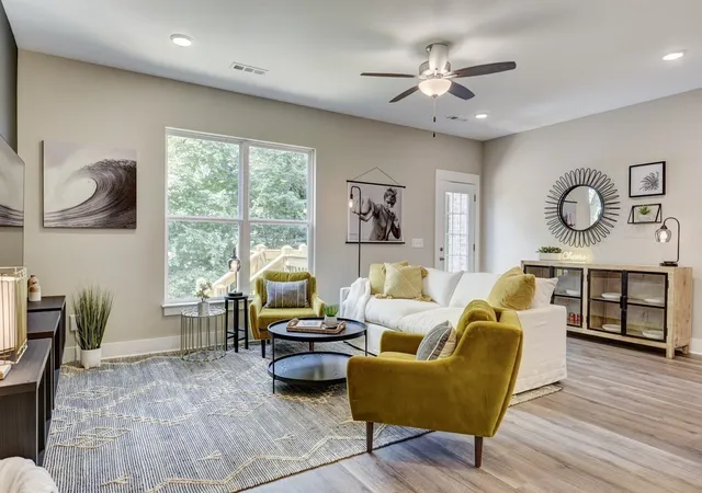 Photo 3 of Single family home for sale at 1222 Hayloft Pl, Gallatin, TN 37066 | MLS# 3611797 | Listing updated on 2026-10-05