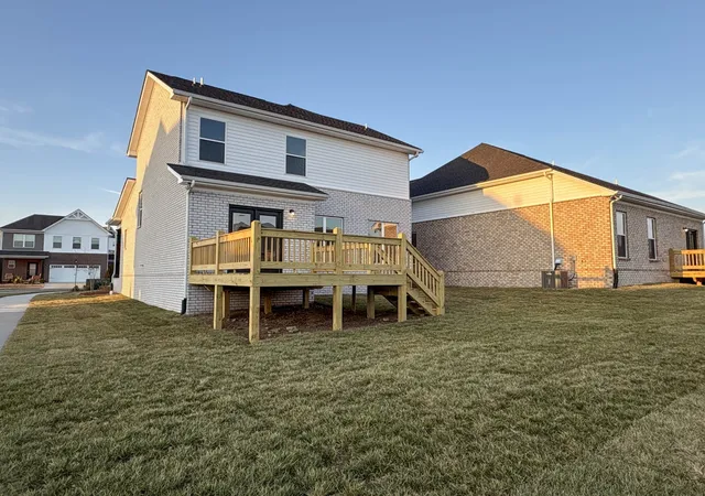 Photo 2 of Townhouse for sale at 140 Weller Ln, Gallatin, TN 37066 | MLS# 3611801 | Listing updated on 2026-10-06