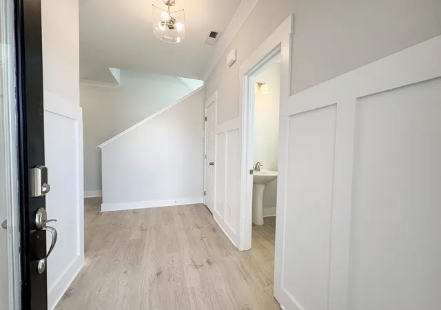 Photo 4 of Townhouse for sale at 140 Weller Ln, Gallatin, TN 37066 | MLS# 3611801 | Listing updated on 2026-10-06