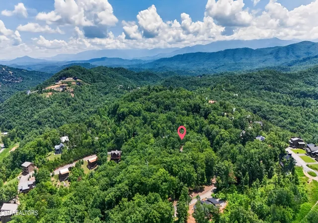 Photo 4 of Land for sale at 6 Thunder Mountain Rd, Sevierville, TN 37862 | MLS# 3615687 | Listing updated on 2026-10-09