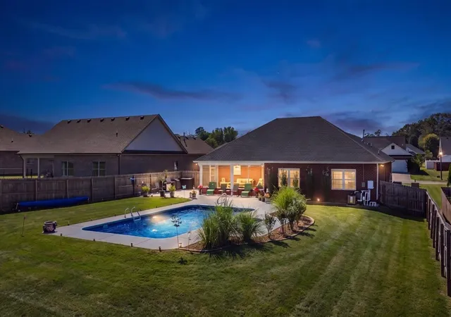 Photo 4 of Single family home for sale at 252 Spring Breeze Dr, Tullahoma, TN 37388 | MLS# 3615500 | Listing updated on 2026-10-09