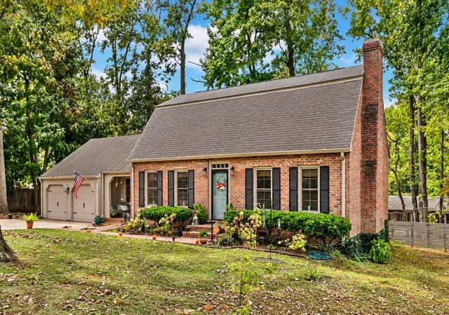 Photo 1 of Single family home for sale at 112 Alfred Dr, Clarksville, TN 37043 | MLS# 3612750 | Listing updated on 2026-10-07