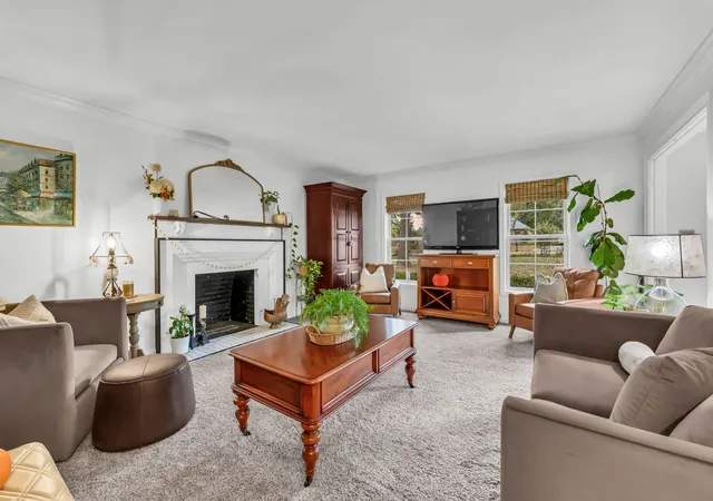 Photo 4 of Single family home for sale at 112 Alfred Dr, Clarksville, TN 37043 | MLS# 3612750 | Listing updated on 2026-10-07