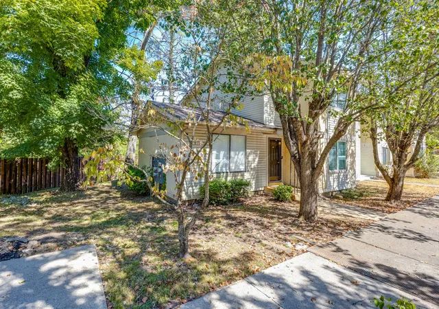 Photo 1 of Townhouse for sale at 4958 Edmonson Pike #17, Nashville, TN 37211 | MLS# 3611968 | Listing updated on 2026-10-06