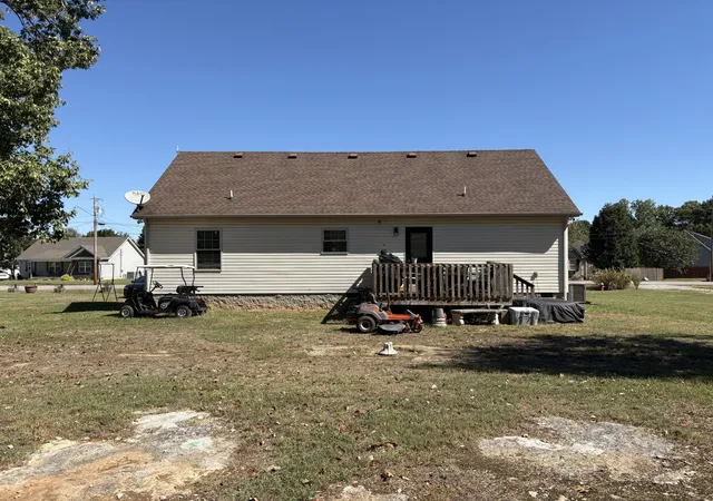 Photo 3 of Single family home for sale at 236 Trey Dr, Lewisburg, TN 37091 | MLS# 3611895 | Listing updated on 2026-10-05
