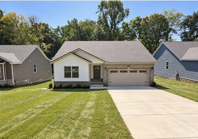 Single family home for sale at 157 Irish Hills, Clarksville, TN 37042 | MLS# 3611885 | Listing updated on 2026-10-05