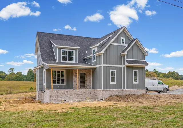 Single family home for sale at 5134 Marion Rd, Cunningham, TN 37052 | MLS# 3612480