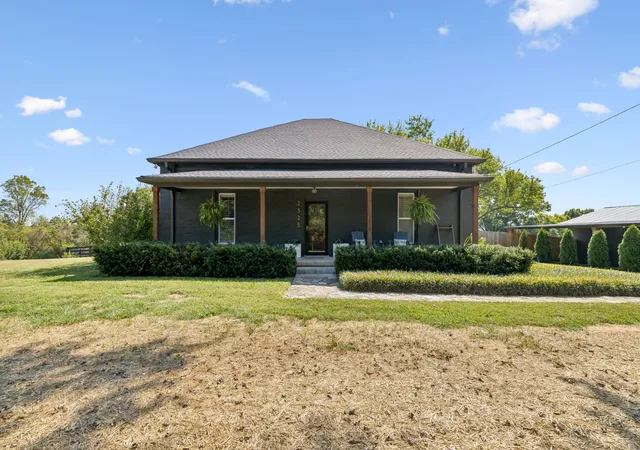 Photo 2 of Land for sale at 2325 Lewisburg Pike, Franklin, TN 37064 | MLS# 3611958 | Listing updated on 2026-10-05