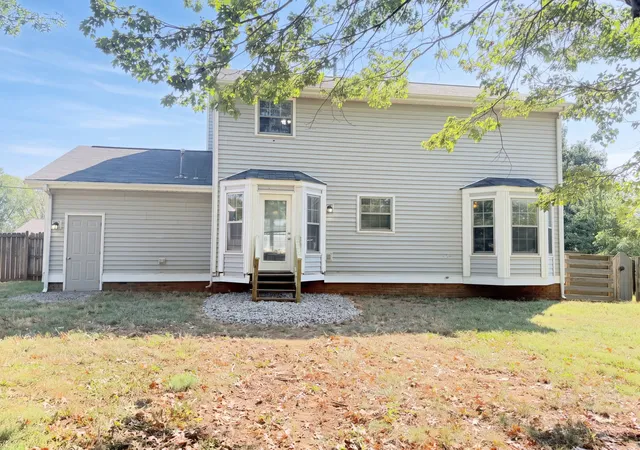 Photo 4 of Single family home for sale at 1122 Tobacco Rd, Clarksville, TN 37042 | MLS# 3611909 | Listing updated on 2026-10-05