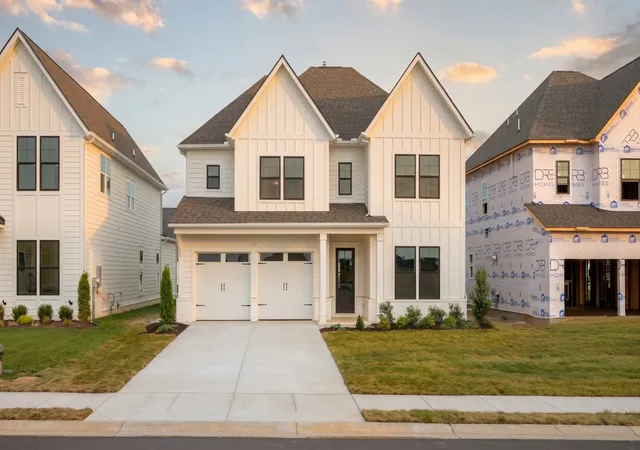 Photo 1 of Single family home for sale at 5722 Sagebrush Dr, Murfreesboro, TN 37129 | MLS# 3611974 | Listing updated on 2026-10-30