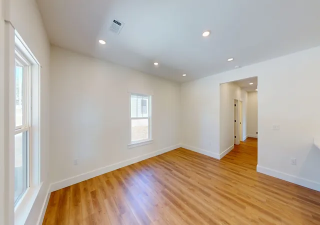 Photo 2 of Single family home for sale at 166 College St, Dayton, TN 37321 | MLS# 3612260 | Listing updated on 2026-10-06