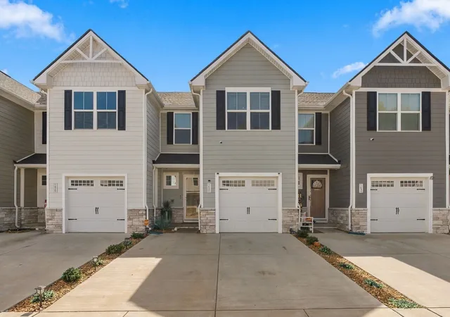 Photo 1 of Townhouse for sale at 103 Bullpen Ct #C, Clarksville, TN 37042 | MLS# 3621554 | Listing updated on 2026-10-27