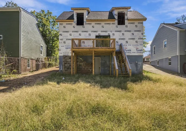 Photo 1 of Single family home for sale at 2404 Buchanan St, Nashville, TN 37208 | MLS# 3624122 | Listing updated on 2026-10-23