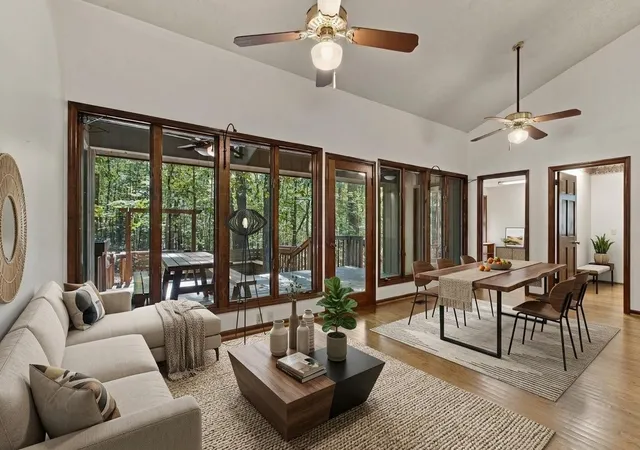 Photo 4 of Single family home for sale at 724 Pine Hl Ln, Nashville, TN 37221 | MLS# 3620202 | Listing updated on 2026-10-27