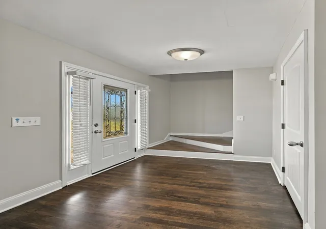 Photo 4 of Single family home for sale at 121 Pledge Ct, La Vergne, TN 37086 | MLS# 3615343 | Listing updated on 2026-10-08