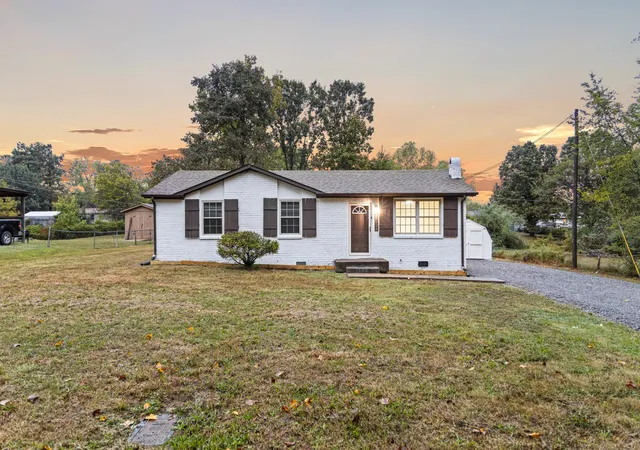 Single family home for sale at 10026 W Green Cemetery Rd, Bon Aqua, TN 37025 | MLS# 3612588
