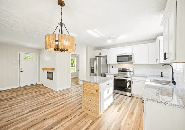 Photo 4 of Single family home for sale at 10026 W Green Cemetery Rd, Bon Aqua, TN 37025 | MLS# 3612588 | Listing updated on 2026-10-07
