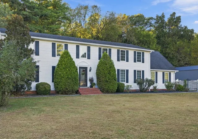 Photo 2 of Single family home for sale at 1111 Rutledge Dr, Rockvale, TN 37153 | MLS# 3615282 | Listing updated on 2026-10-09