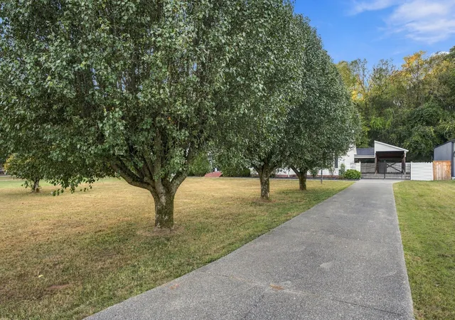Photo 3 of Single family home for sale at 1111 Rutledge Dr, Rockvale, TN 37153 | MLS# 3615282 | Listing updated on 2026-10-09