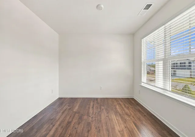 Photo 3 of Single family home for sale at 1428 Ridge Est Dr, Athens, TN 37303 | MLS# 3615174 | Listing updated on 2026-10-08