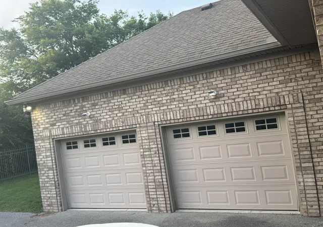 Photo 4 of Single family home for sale at 1719 River Dr, Nashville, TN 37218 | MLS# 3612051 | Listing updated on 2026-10-06