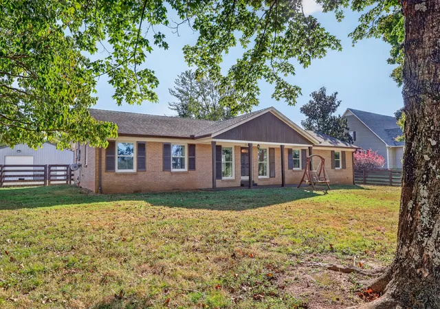 Photo 3 of Single family home for sale at 1531 Frye Rd, Columbia, TN 38401 | MLS# 3619475 | Listing updated on 2026-10-19