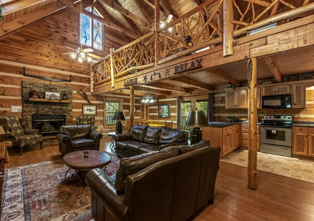Photo 3 of Single family home for sale at 1515 Blf Ridge Rd, Sevierville, TN 37876 | MLS# 3612035 | Listing updated on 2026-10-09