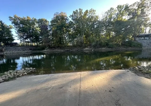 Photo 4 of Land for sale at 0 Cravens Rd, Savannah, TN 38372 | MLS# 3612036 | Listing updated on 2026-10-06