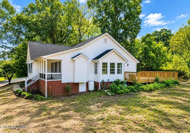 Photo 2 of Single family home for sale at 8504 Rosada Dr, Ooltewah, TN 37363 | MLS# 3612040 | Listing updated on 2026-10-07