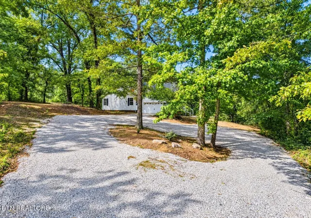 Photo 4 of Single family home for sale at 8504 Rosada Dr, Ooltewah, TN 37363 | MLS# 3612040 | Listing updated on 2026-10-07