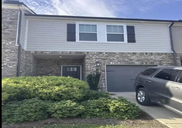 Photo 1 of Townhouse for sale at 414 Palmetto Dr, Columbia, TN 38401 | MLS# 3612055 | Listing updated on 2026-10-07