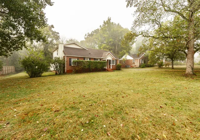 Photo 3 of Single family home for sale at 415 Moss Trl, Goodlettsville, TN 37072 | MLS# 3620733 | Listing updated on 2026-10-18